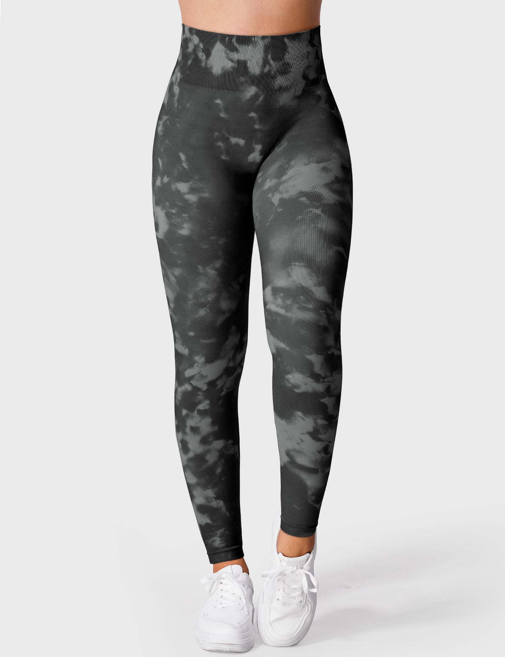 VICTORIA™ | Seamlessly printed leggings/shorts