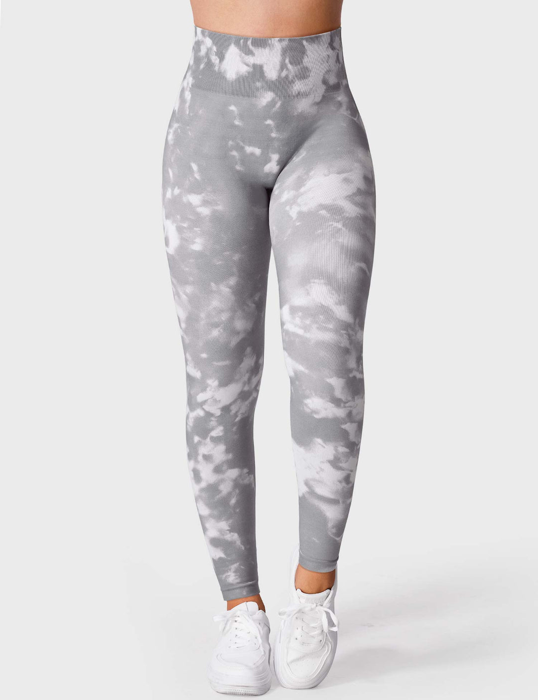 VICTORIA™ | Seamlessly printed leggings/shorts