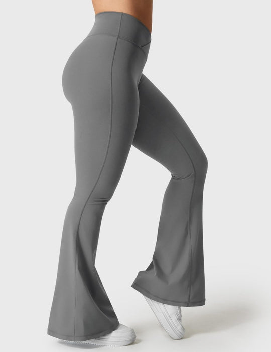 KOURTNEY™ | Flared leggings with V-waist