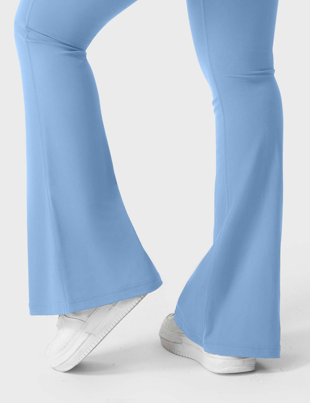 DAAN™ | Flared leggings with pockets